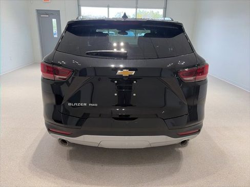 New 2025 Chevrolet Blazer LT w/ Convenience Package image 5