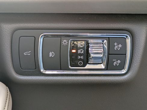 Used 2020 Lincoln Aviator Reserve w/ Equipment Group 202A image 30