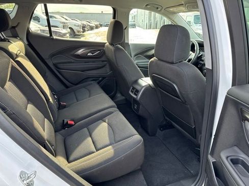 Used 2024 GMC Terrain SLE w/ Elevation Edition FWD image 22