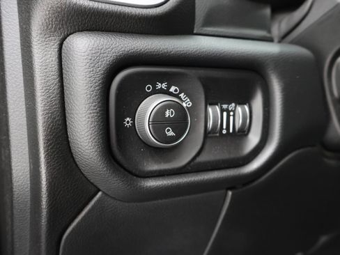 Used 2020 RAM 2500 Big Horn w/ Night Edition AWD/4WD image 46