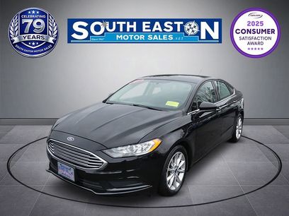 Used 2017 Ford Fusion SE w/ Fusion SE Technology Package