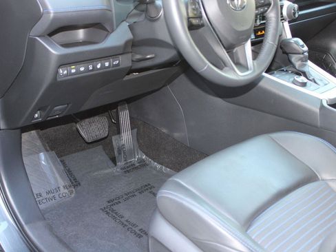 Used 2024 Toyota RAV4 XSE w/ Advanced Technology Package AWD/4WD image 49