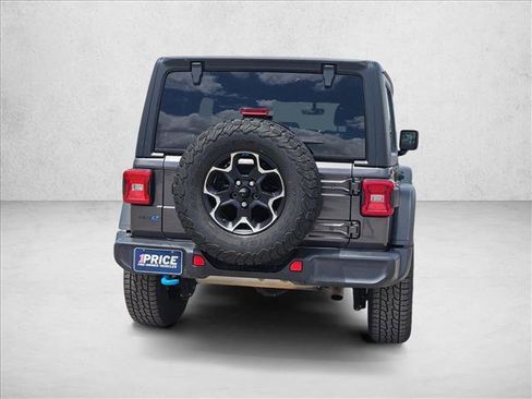 Used 2022 Jeep Wrangler Unlimited Rubicon 4xe w/ Cold Weather Group AWD/4WD image 6