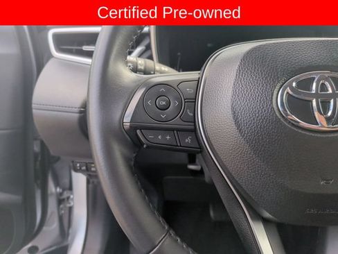 Certified 2025 Toyota Corolla Cross XLE FWD image 17