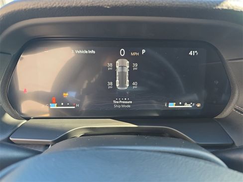 New 2025 Jeep Grand Cherokee Altitude image 19