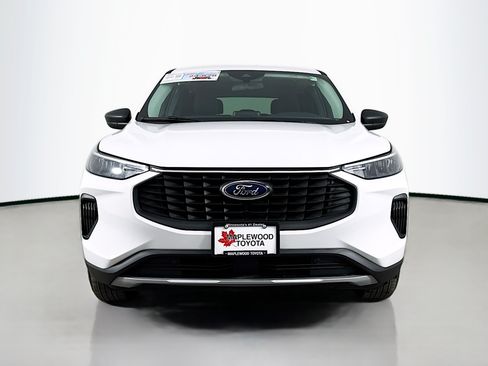 Used 2025 Ford Escape Active AWD/4WD image 2