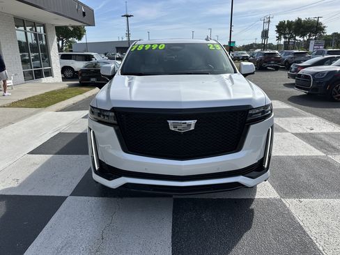 Used 2023 Cadillac Escalade ESV Sport w/ Touring Package image 2