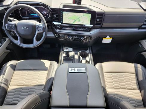 New 2026 Chevrolet Silverado 1500 ZR2 w/ Dark Appearance Package AWD/4WD image 18