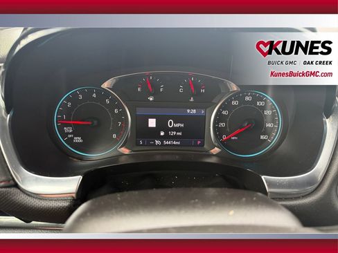 Used 2023 Chevrolet Traverse RS AWD/4WD image 13