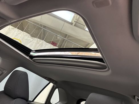 Used 2024 Toyota RAV4 XLE image 21