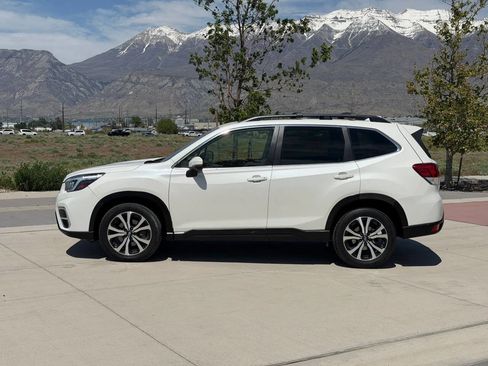Used 2019 Subaru Forester Limited w/ Popular Package #3 AWD/4WD image 4