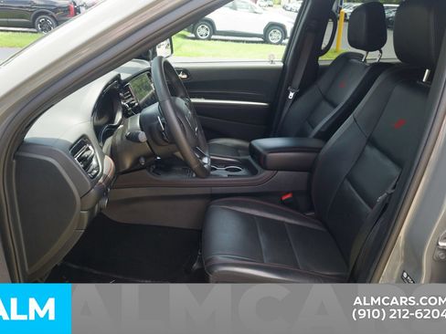 Used 2025 Dodge Durango GT AWD/4WD image 17