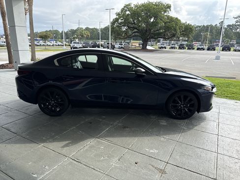 Used 2024 MAZDA MAZDA3 s FWD image 12