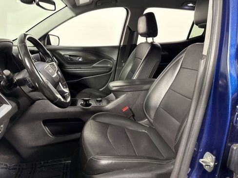 Used 2023 GMC Terrain SLT image 15