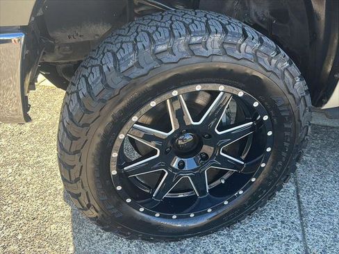 Certified 2019 Toyota Tundra SR5 image 12