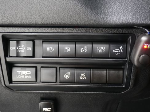 Used 2022 Toyota Tundra TRD Pro AWD/4WD image 34
