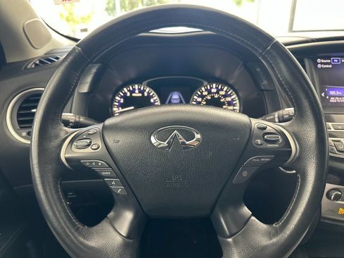 Used 2019 INFINITI QX60 Luxe w/ Essential Package FWD image 24