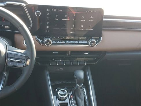 Certified 2023 GMC Canyon AT4 w/ AT4 Premium Package image 13