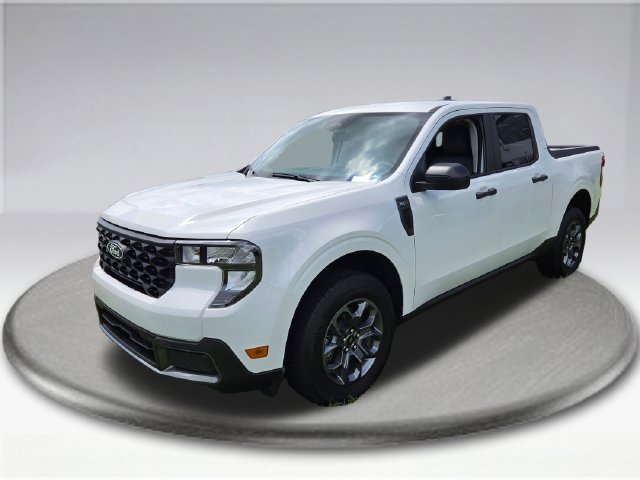 Used 2025 Ford Maverick XLT w/ Equipment Group 302A AWD/4WD image 17