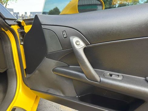 Used 2013 Chevrolet Corvette Convertible RWD image 39