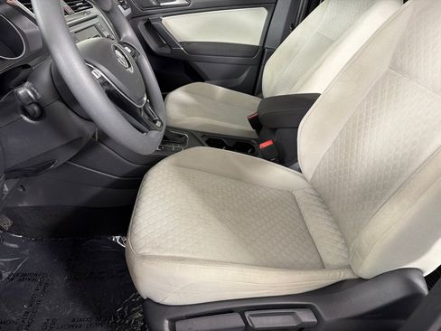 Used 2018 Volkswagen Tiguan S FWD image 12