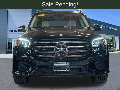 Used 2024 Mercedes-Benz GLS 450 4MATIC image 2