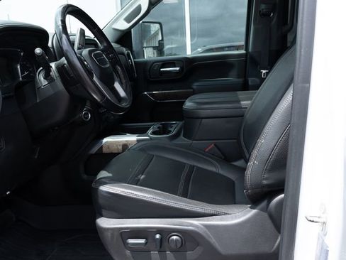 Used 2023 GMC Sierra 3500 Denali w/ Denali Ultimate Package AWD/4WD image 17