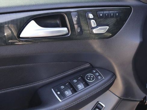 Used 2018 Mercedes-Benz GLE 43 AMG 4MATIC image 12