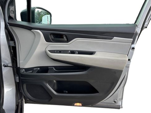 Used 2023 Honda Odyssey EX-L image 40