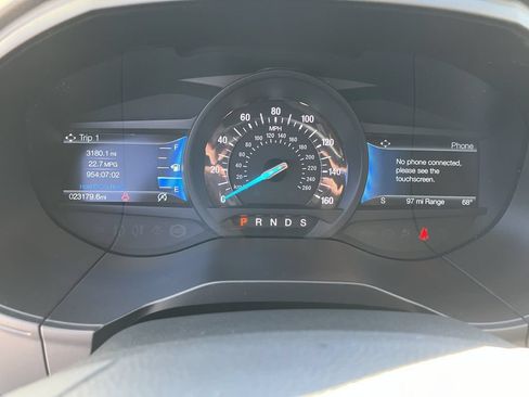 Used 2024 Ford Edge Titanium AWD/4WD image 9