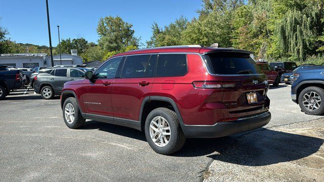 Used 2023 Jeep Grand Cherokee L Laredo AWD/4WD image 8