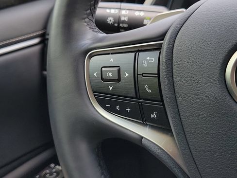 Used 2024 Lexus ES 350 w/ Premium Package FWD image 8