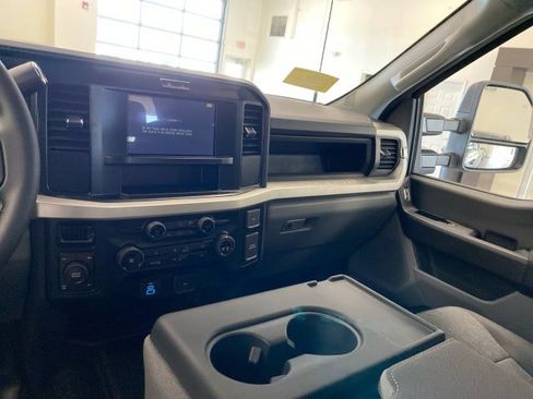 New 2025 Ford F250 XL w/ XL Off-Road Package image 16