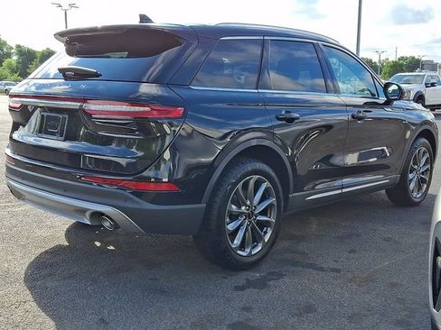 Used 2022 Lincoln Corsair AWD w/ Premium Package image 5