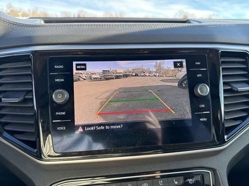 Used 2021 Volkswagen Atlas SEL Premium image 13