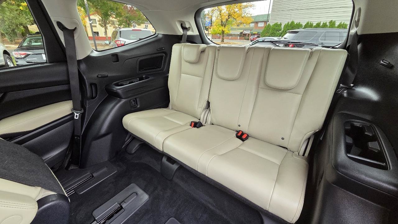 Used 2022 Subaru Ascent Limited AWD/4WD image 18