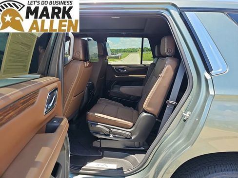 Used 2023 Chevrolet Tahoe High Country w/ Advanced Technology Package AWD/4WD image 26