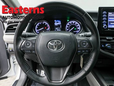 Used 2024 Toyota Camry SE FWD image 10