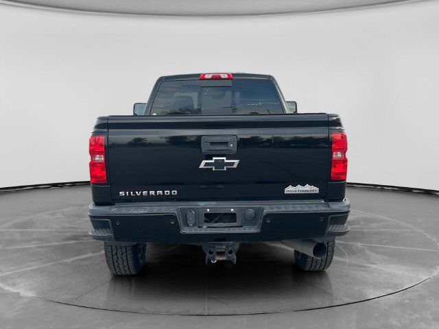 Used 2016 Chevrolet Silverado 2500 High Country w/ Duramax Plus Package AWD/4WD image 4