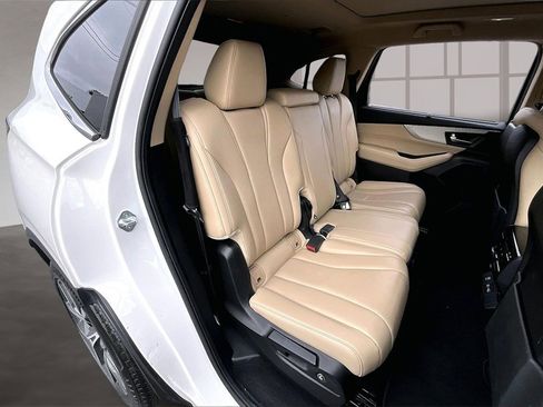 Certified 2022 Acura MDX SH-AWD w/ Technology Package image 27