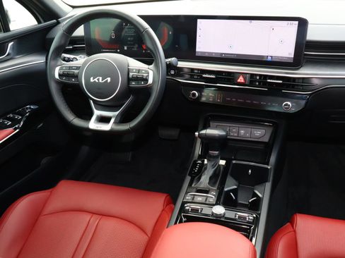 Used 2025 Kia K5 GT-Line w/ GT-Line Premium Package image 10