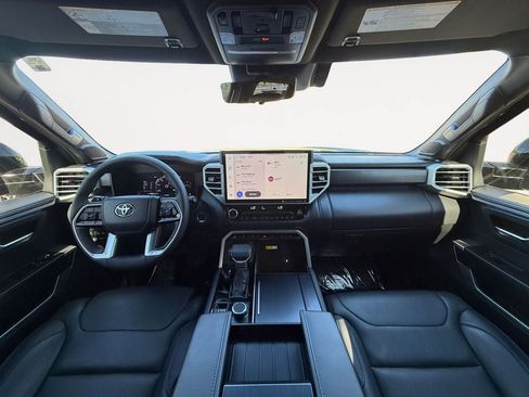 Used 2023 Toyota Tundra Platinum AWD/4WD image 11