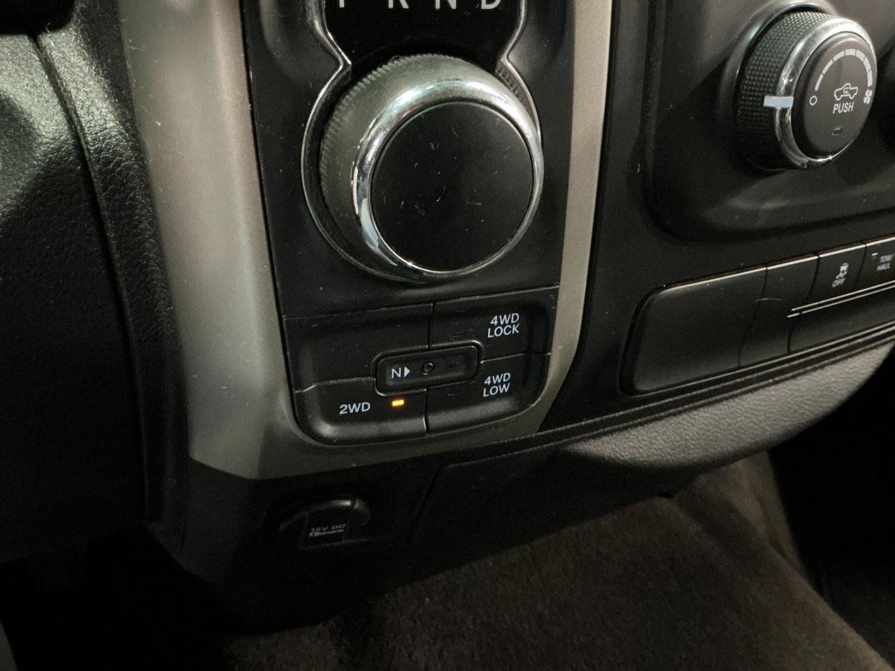 Used 2017 RAM 1500 Classic SLT AWD/4WD image 20