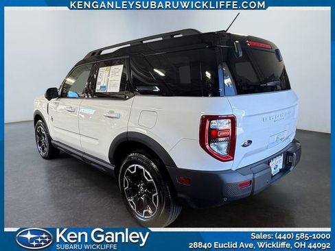 Used 2025 Ford Bronco Sport Outer Banks w/ Outer Banks Tech Package+ AWD/4WD image 3