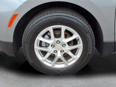 Used 2024 Chevrolet Equinox LT w/ LPO, Floor Liner Package AWD/4WD image 10