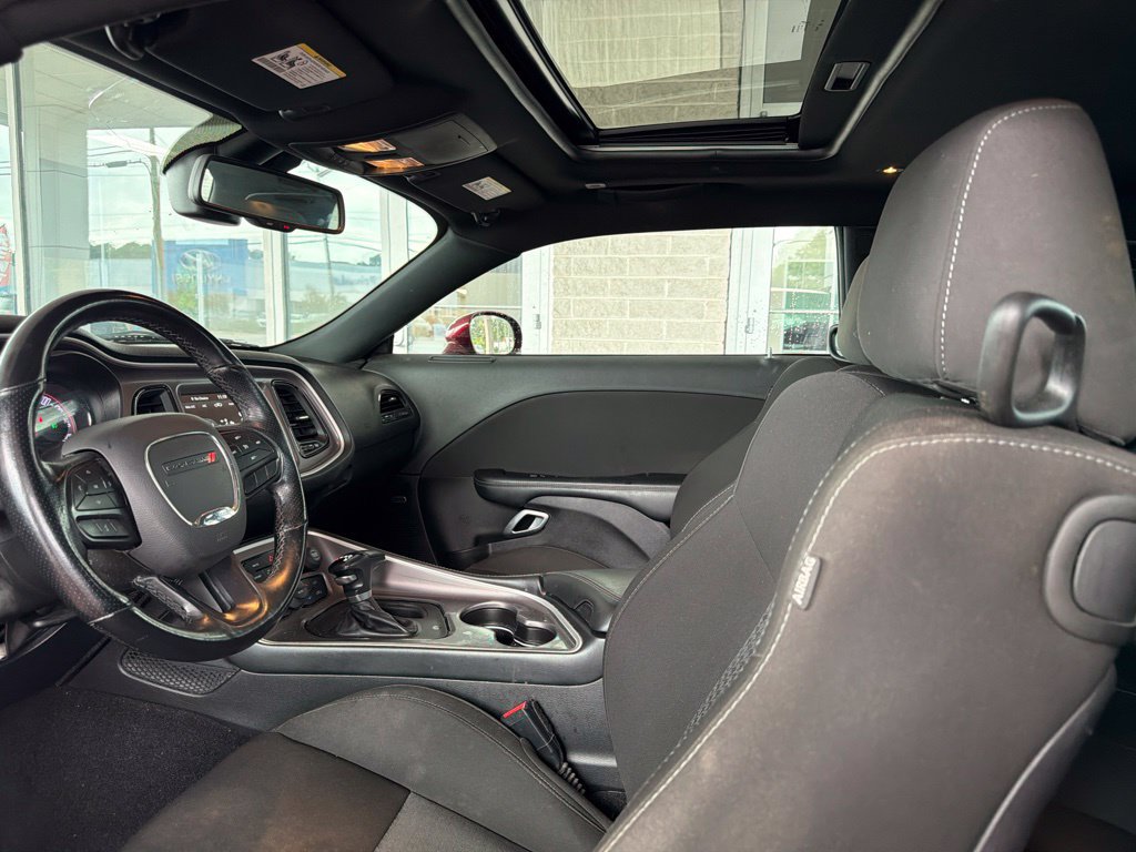 Used 2022 Dodge Challenger GT w/ Blacktop Package RWD image 17
