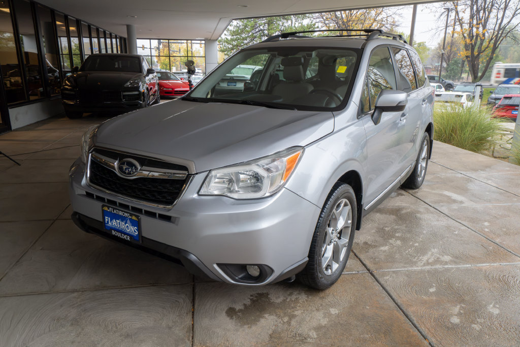 Used 2015 Subaru Forester 2.5i Touring w/ Eyesight & Navigation System AWD/4WD image 3