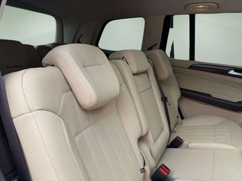 Used 2019 Mercedes-Benz GLS 450 4MATIC image 27