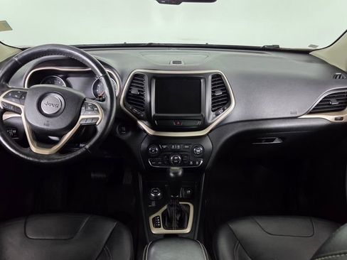 Used 2015 Jeep Cherokee Limited image 39