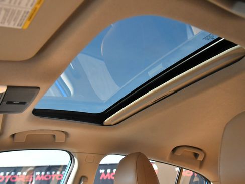 Used 2025 Nissan Sentra SV w/ SV Premium Package FWD image 36